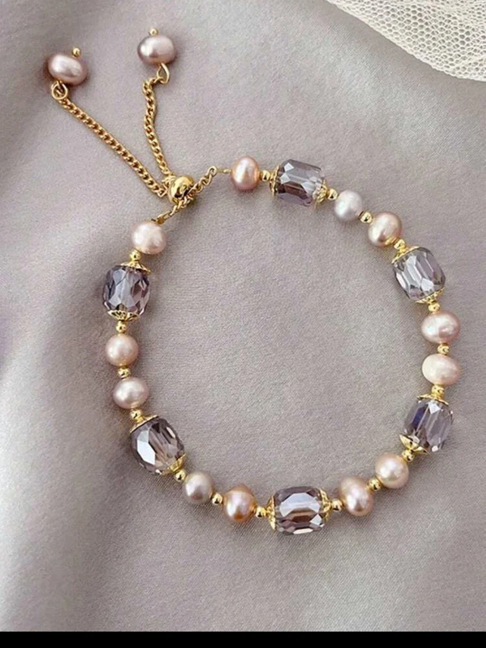 BRAND NEW ** Elegant Gold Pearl Bracelet with Lavender Crystal Accents